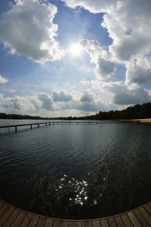 Pensjonat Lido Antonin  Экстерьер фото